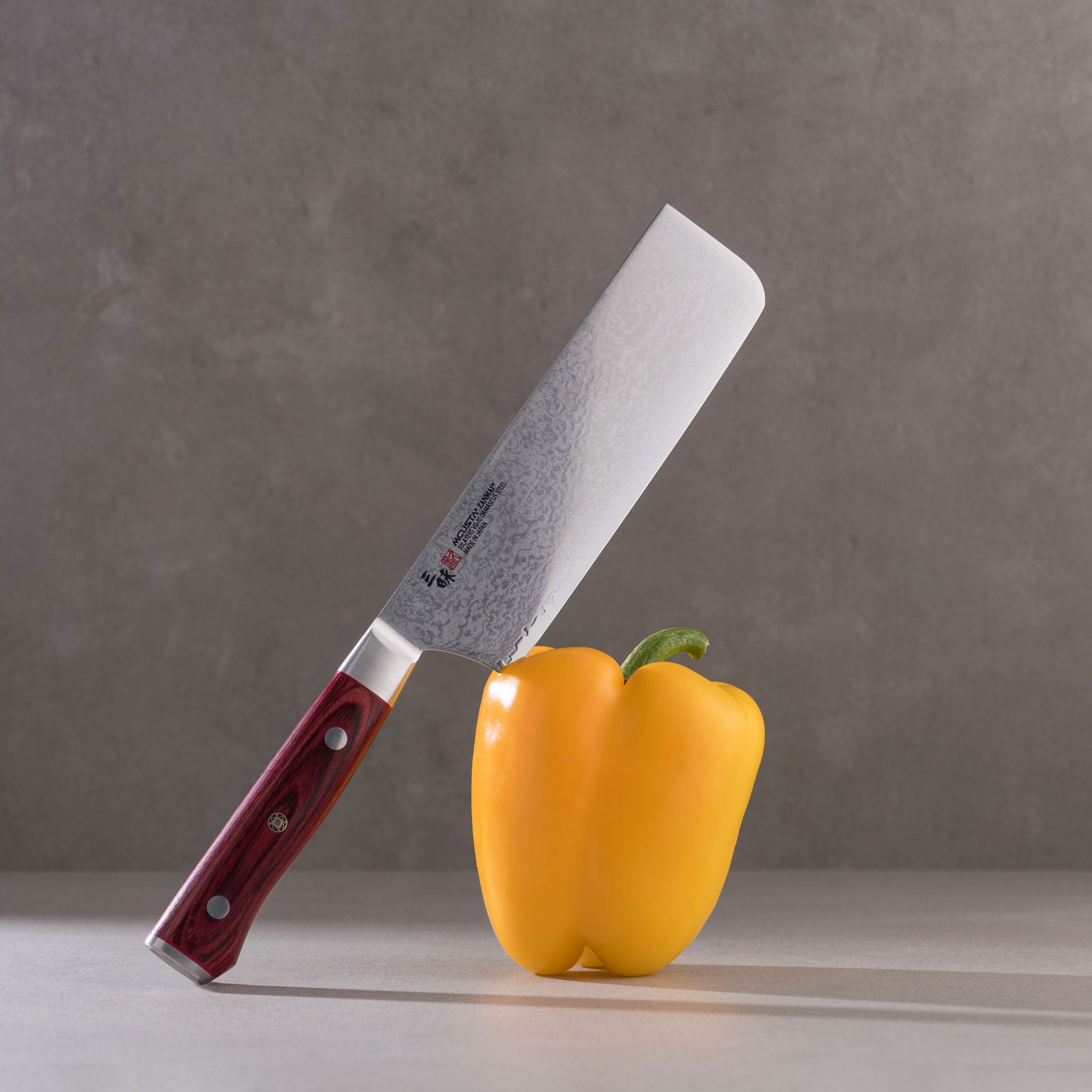 Mcusta Zanmai Classic Pro Damascus 16,5 cm